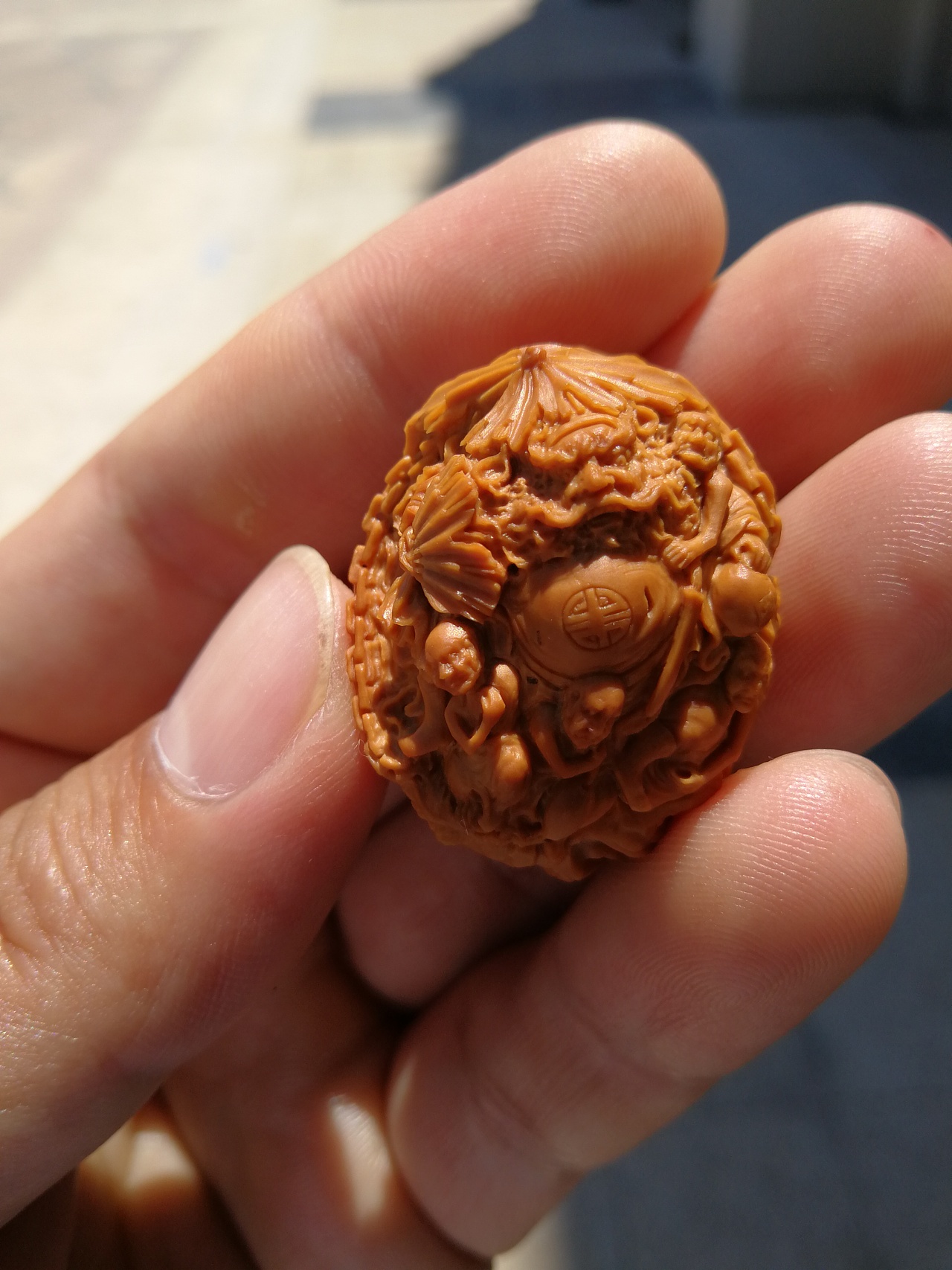 核桃雕刻-钟馗捉鬼