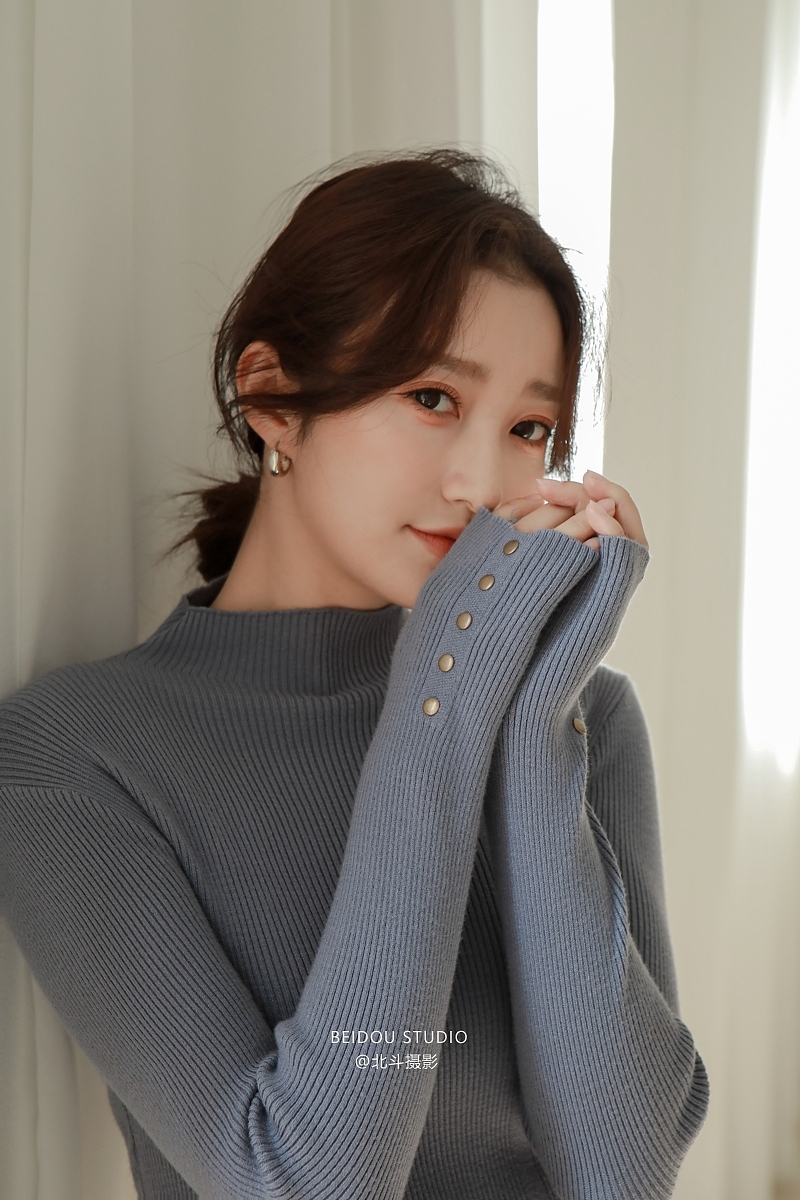 白甜 打底衫拍摄 打底衣拍摄 羊毛衫拍摄