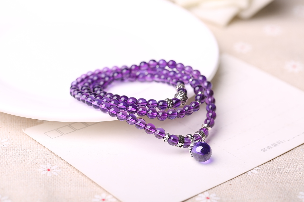 紫水晶多圈手链（图ZNzkxNjYwMzY=） - 产品摄影 - 站酷设计师奇点电商传媒原创素材 - 站酷ZCOOL