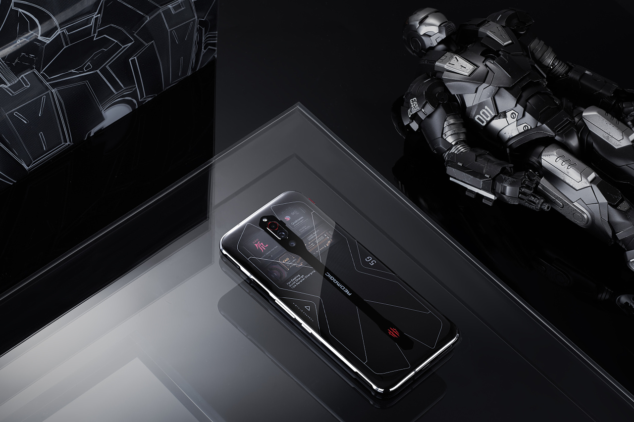 红魔5g氘锋透明版媒体图拍摄