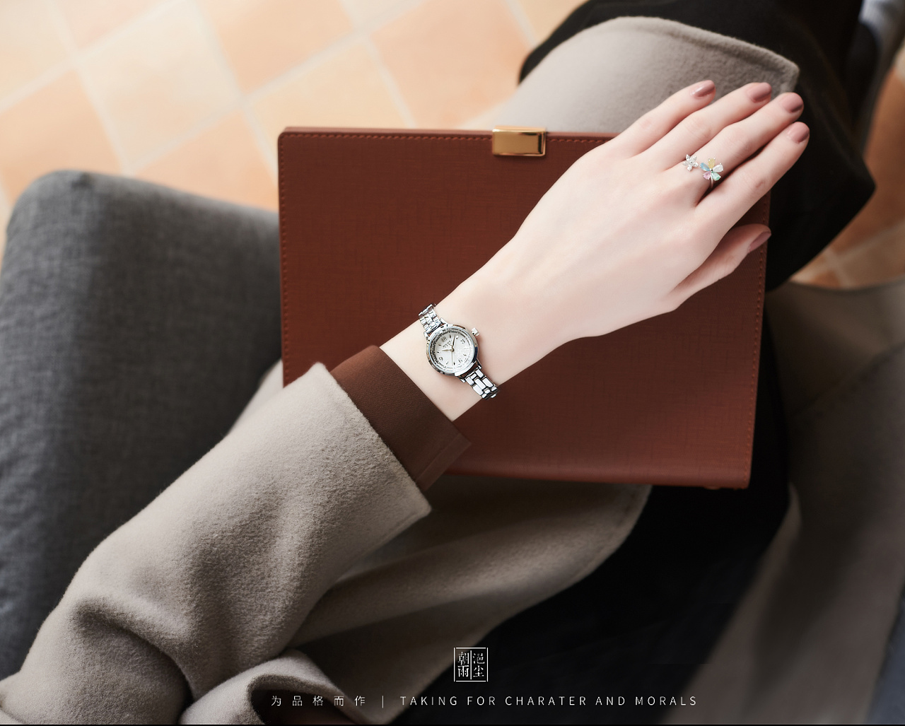 手表拍摄-女表模特-气质灰