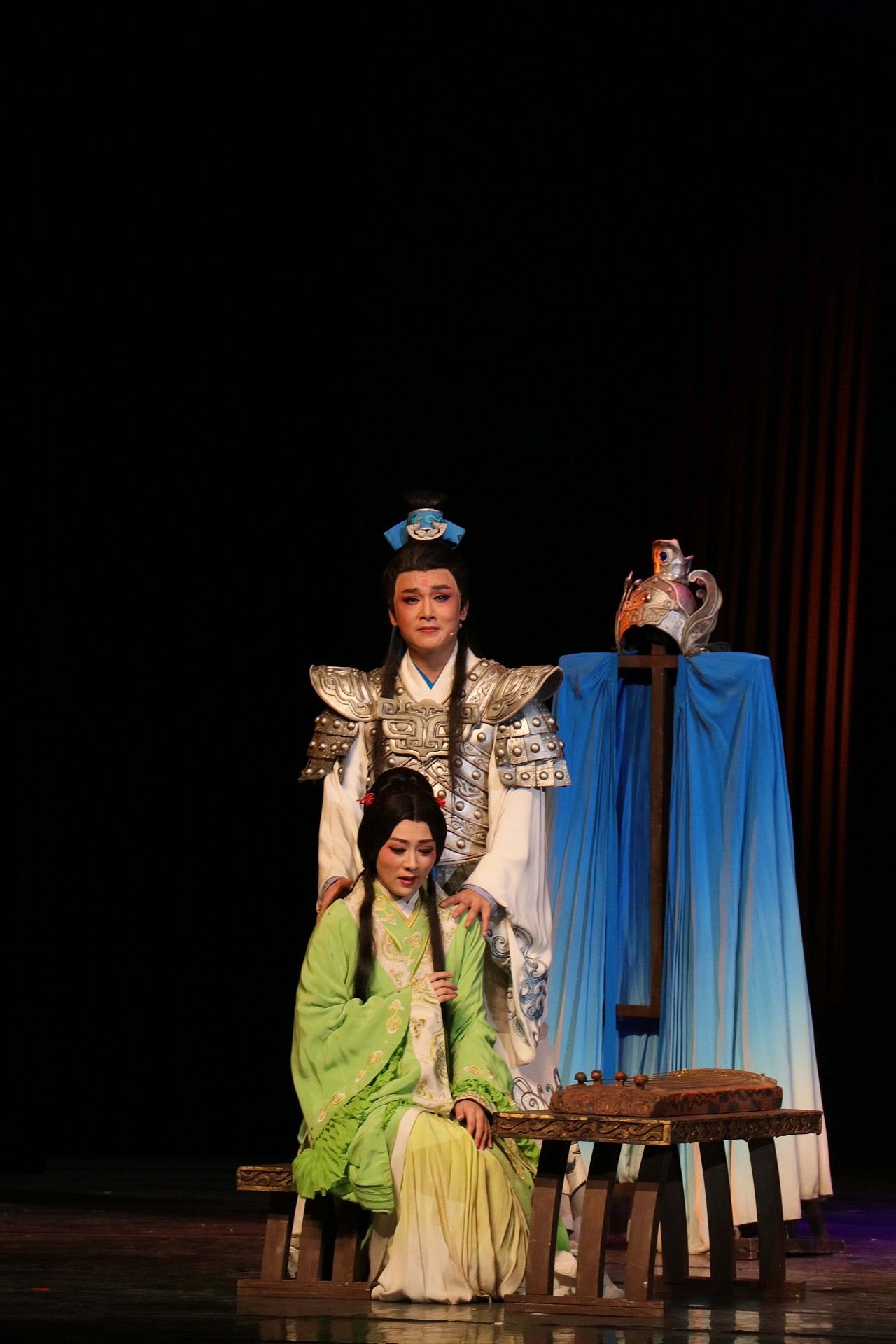 黄梅戏《小乔初嫁》舞台剧照