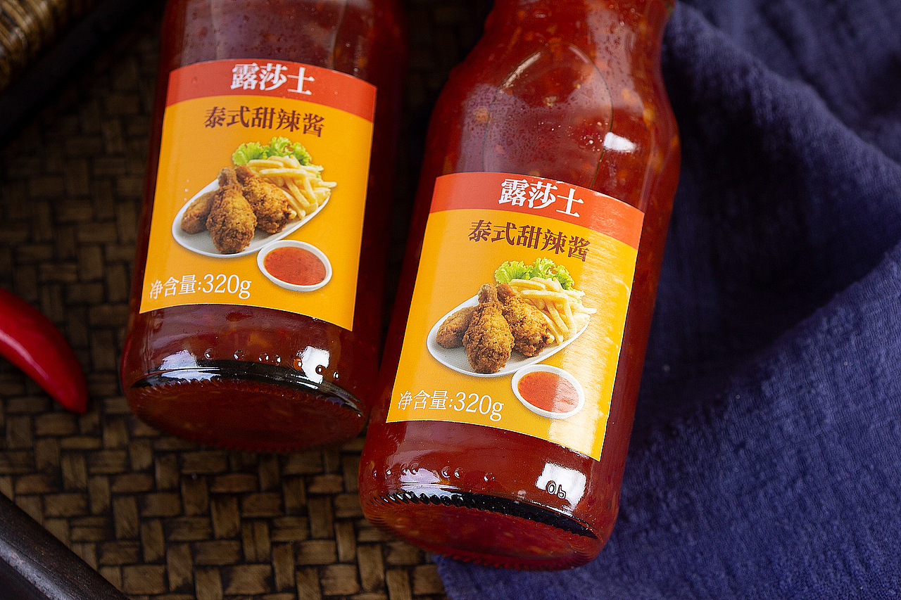 露莎士番茄酱（图ZMTY0NDg4NTIw） - 产品摄影 - 站酷设计师和聚工作室原创素材 - 站酷ZCOOL