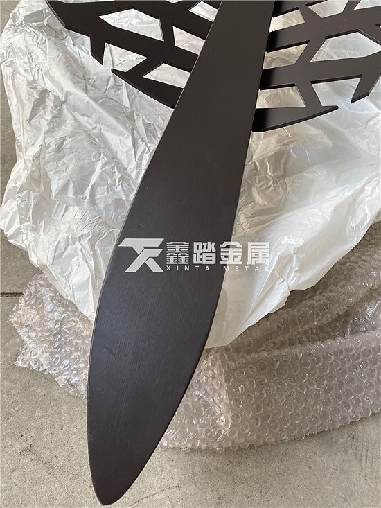 景观镂空树叶不锈钢雕塑公园落地摆件 黑色户外氟碳漆