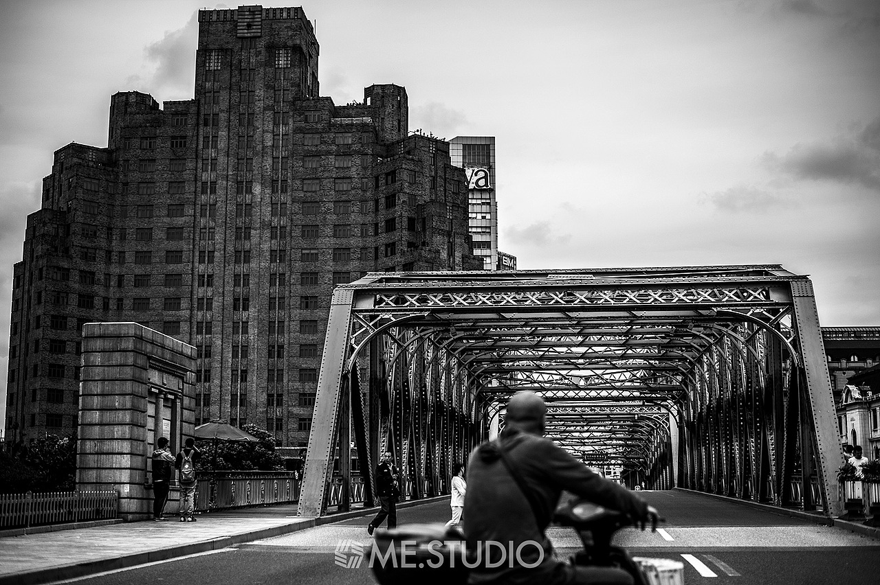 一组黑白随拍上海外滩