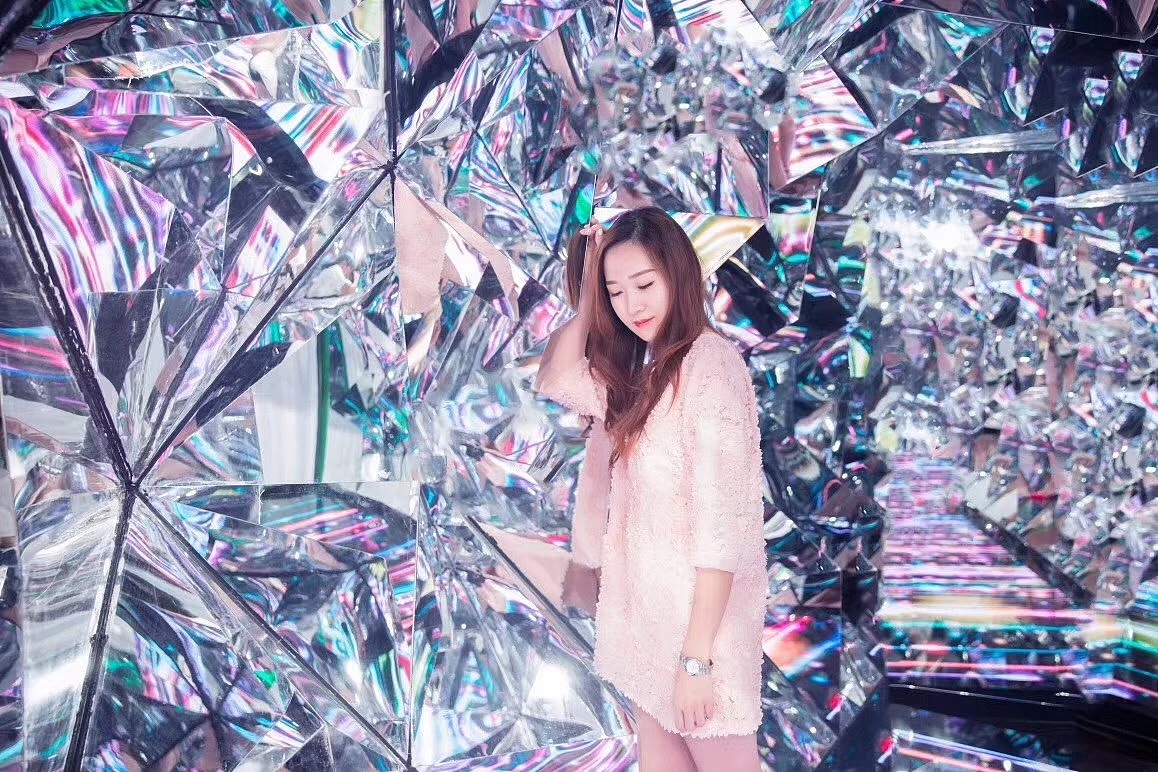 夜游发光产品 镜花宫 呼吸森林 光影艺术展