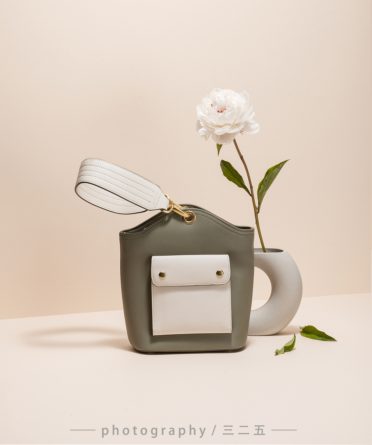三二五作品集 ┃ 女包静物拍摄（图ZMjEyMzgzMzU2） - 产品摄影 - 站酷设计师三二五视觉原创素材 - 站酷ZCOOL