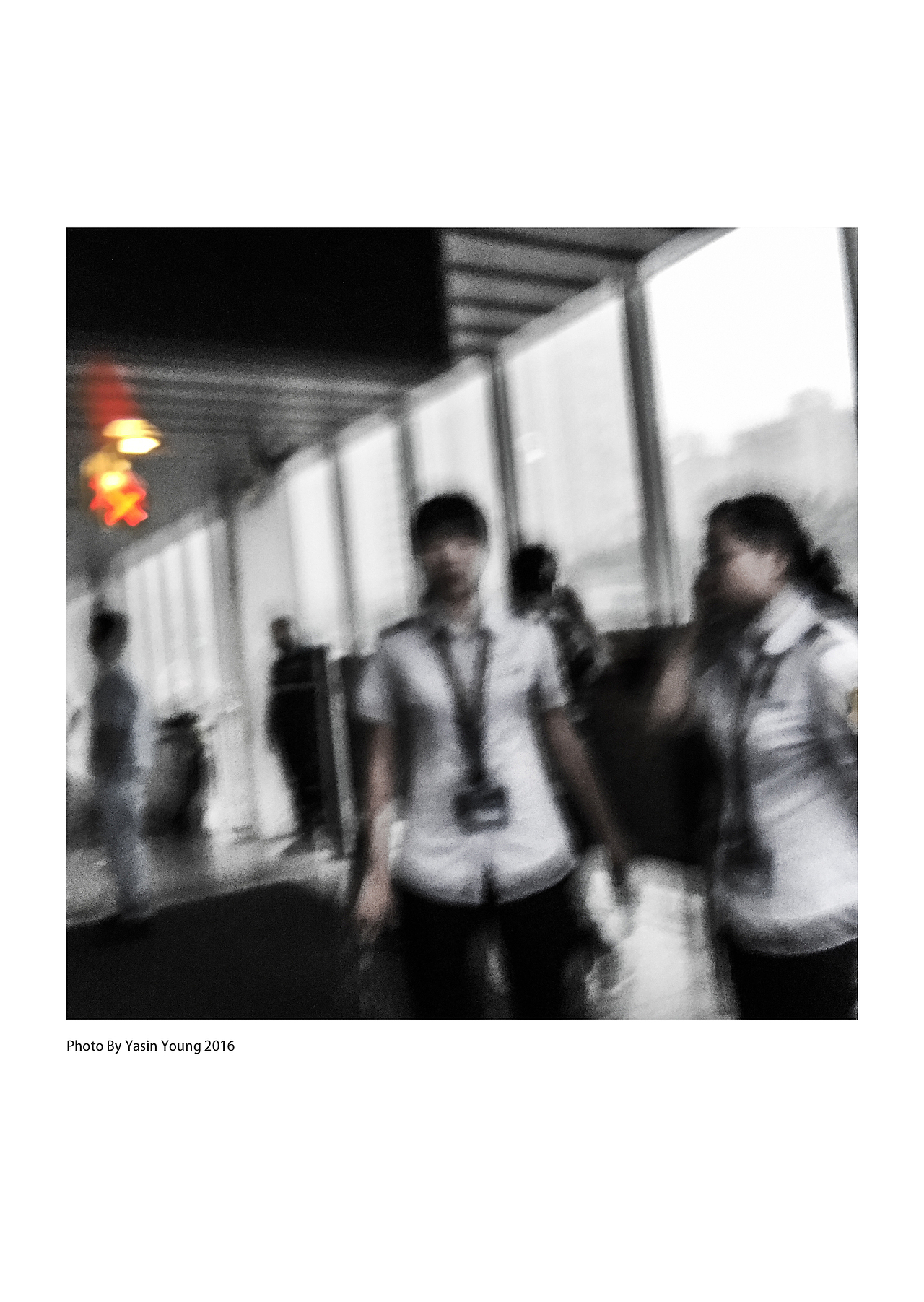 另一視角下的雨中北京（圖ZNTQzMDI2NDg=） - 人文/紀(jì)實(shí)攝影 - 站酷設(shè)計(jì)師楊言原創(chuàng)素材 - 站酷ZCOOL