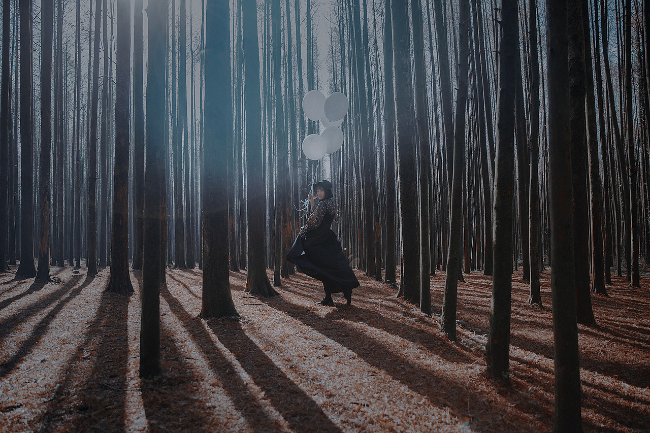 黑森林（和自己有关的故事）（图ZMTM3MDcxNTIw） - 人像摄影 - 站酷设计师ROEMWO原创素材 - 站酷ZCOOL