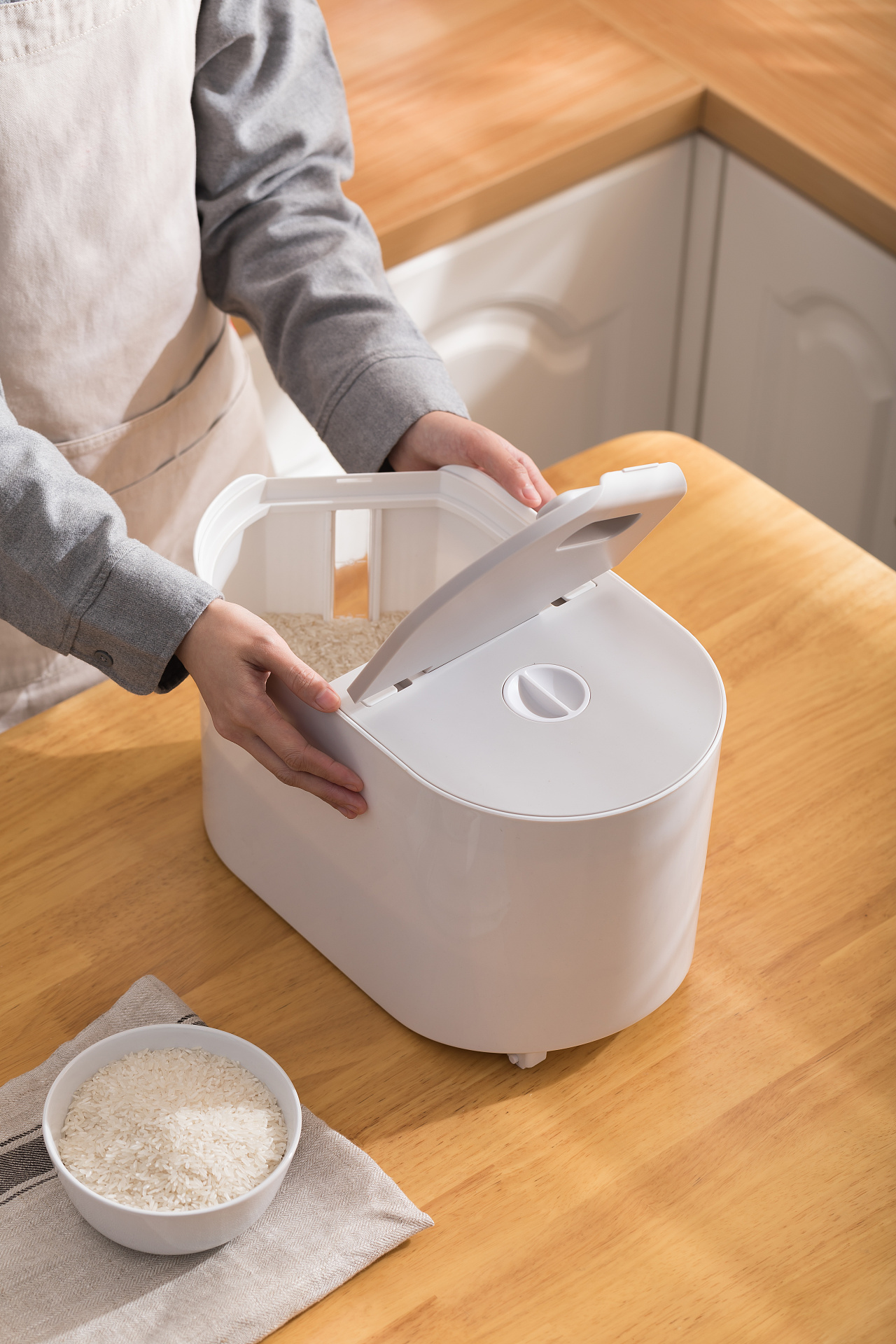 多功能米桶拍摄