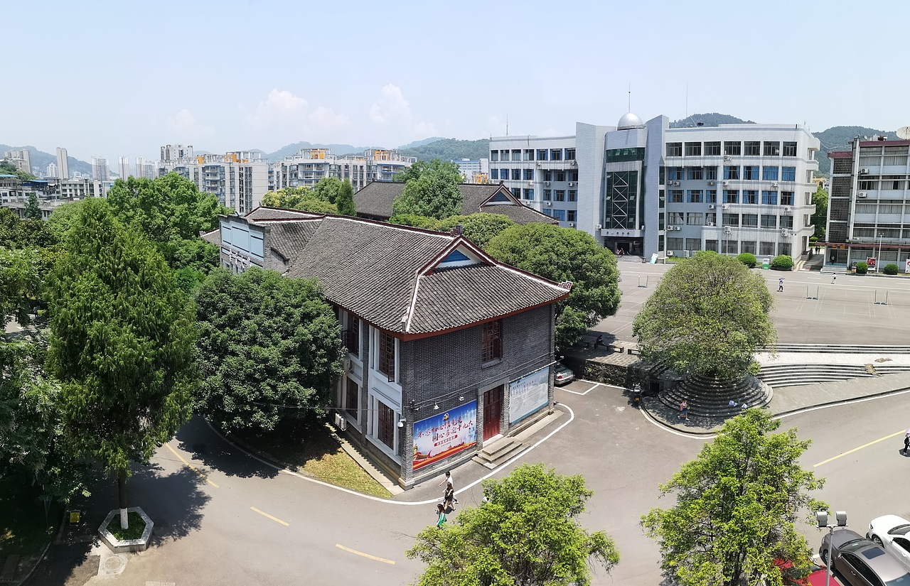 吉首大学（图ZMTMzMjE1NDA4） - 风光摄影 - 站酷设计师梦醒时分sr原创素材 - 站酷ZCOOL