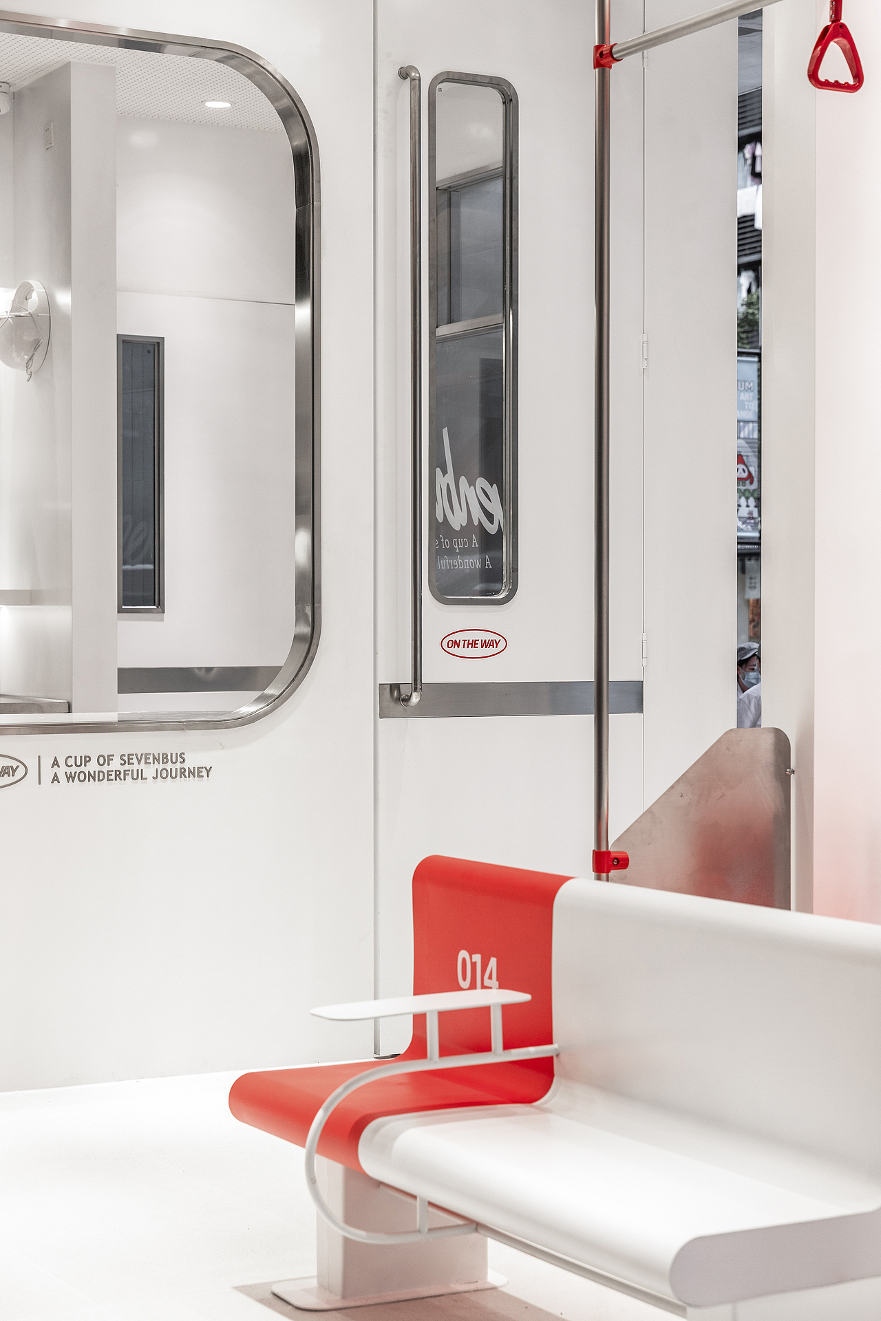 SEVENBUS｜成都TD店（图ZMjUxOTM5MzIw） - 商业空间设计 - 站酷设计师或者设计原创素材 - 站酷ZCOOL