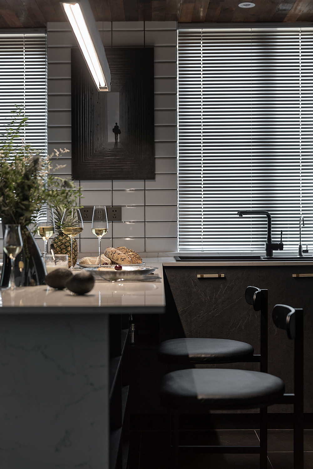 #墨菲空间研究社# #现代复古风格餐厅#