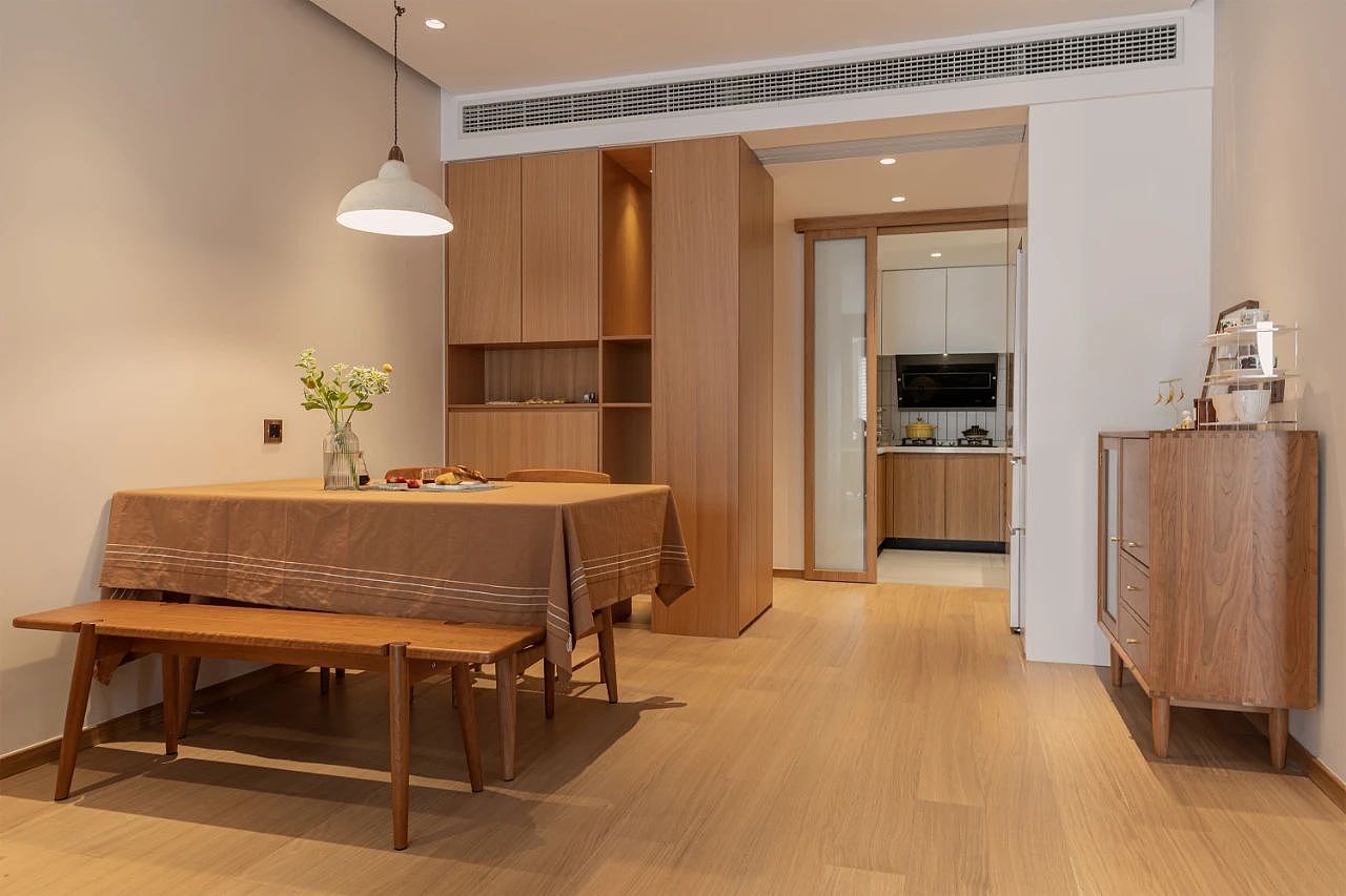 68平客厅阳台打通，冰箱嵌入式设计，全屋森系惬意！（图ZMzUwOTE3NDky） - 家装设计 - 站酷设计师峰光无限装饰原创素材 - 站酷ZCOOL