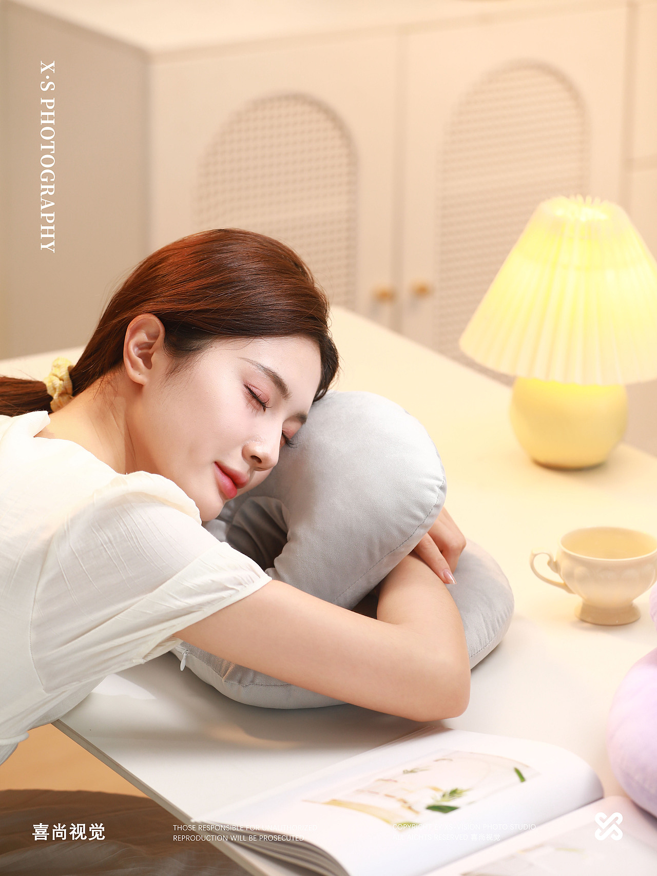 趴睡枕「 家纺产品 家居生活风格拍摄分享✖ 喜尚摄影