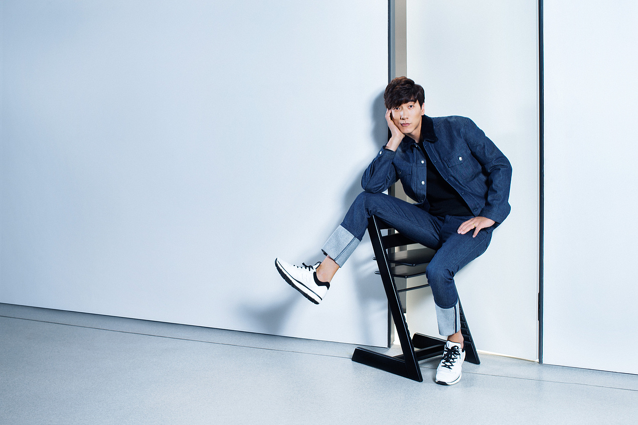 《舒适 COMFORT》- 张亮