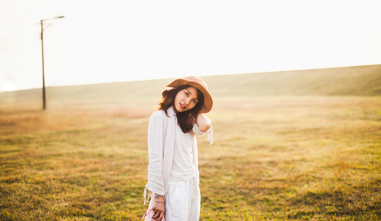 暖冬与你（图ZMTM3MTY4NDQw） - 人像摄影 - 站酷设计师梵光艺术原创素材 - 站酷ZCOOL