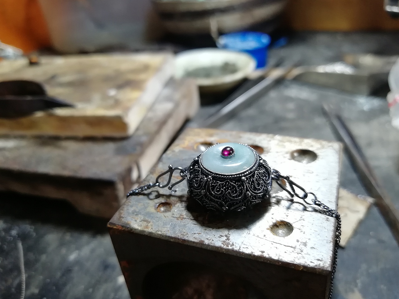 花丝镶嵌《香荷》