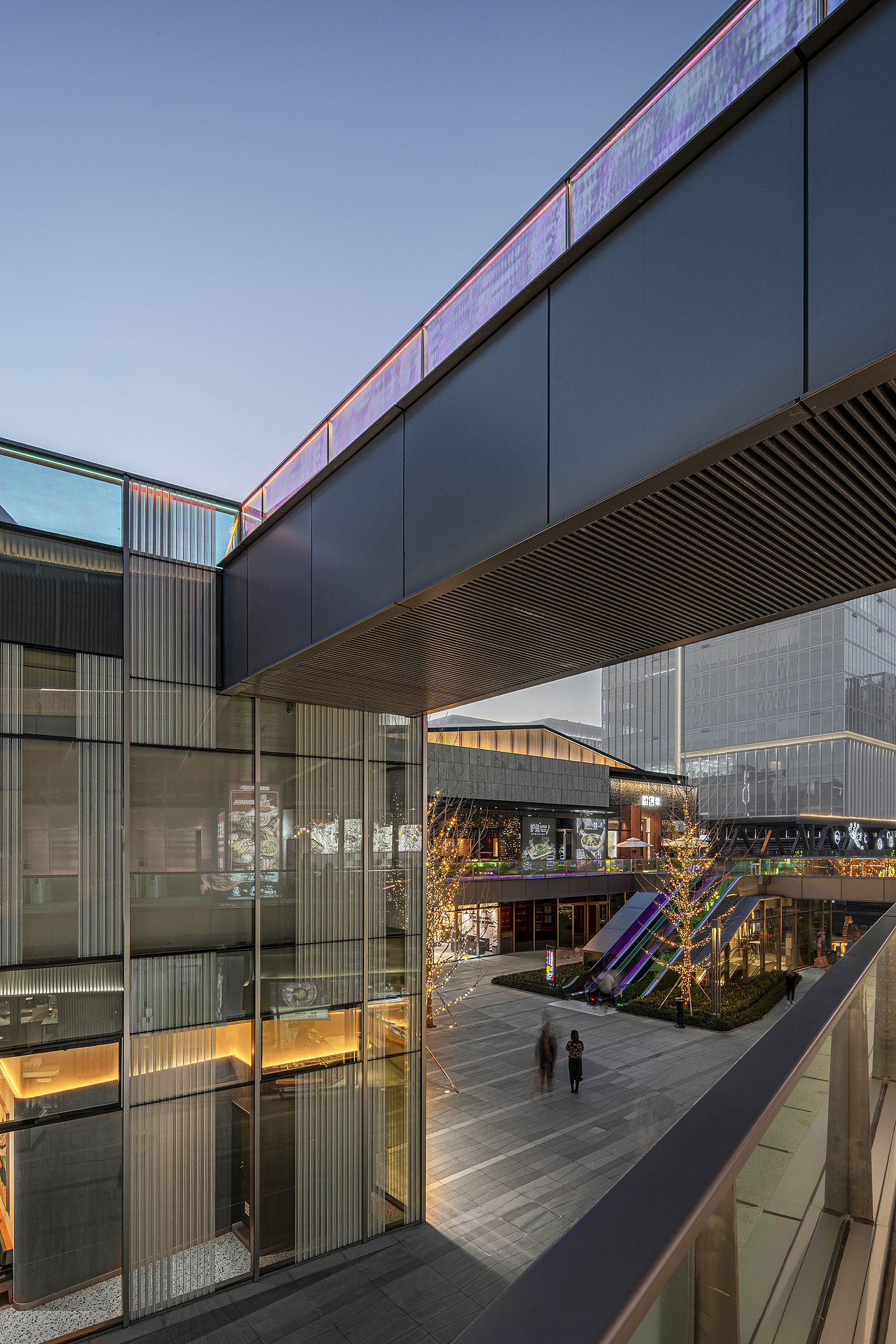 杭州东站万象汇（图ZMjc5NTY4OTg0） - 环境/建筑摄影 - 站酷设计师UKStudio建筑摄影原创素材 - 站酷ZCOOL
