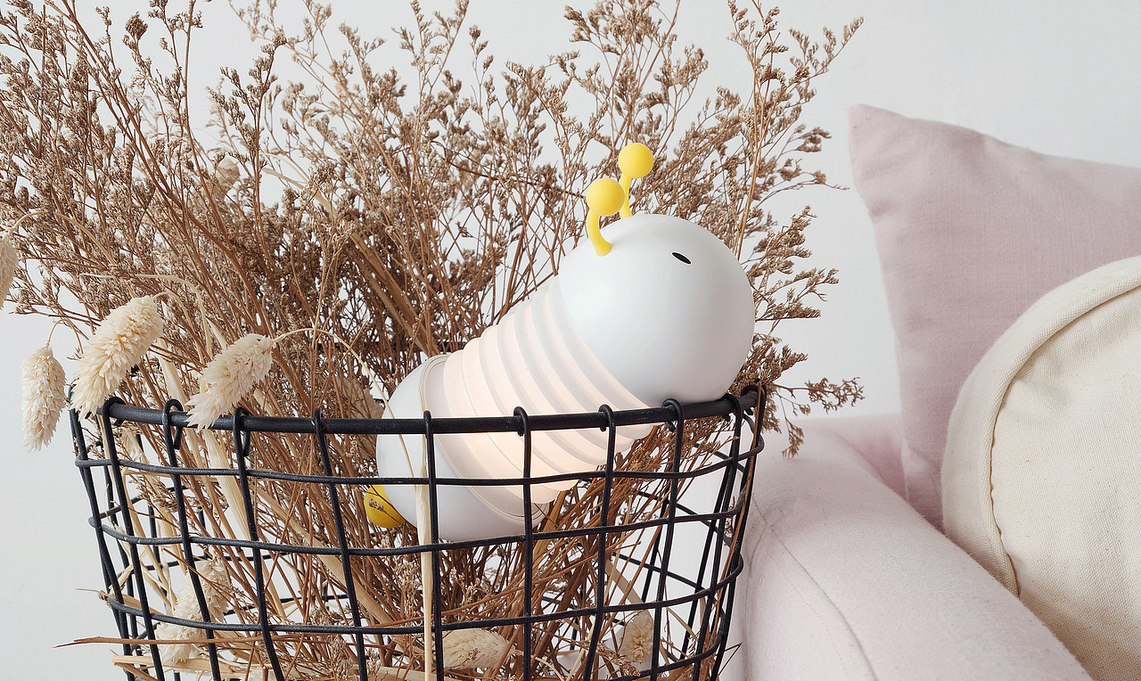 毛毛虫夜灯，扭来扭去的虫子。（图ZMTQ1NjA3ODE2） - 生活用品 - 站酷设计师幸运果子原创素材 - 站酷ZCOOL