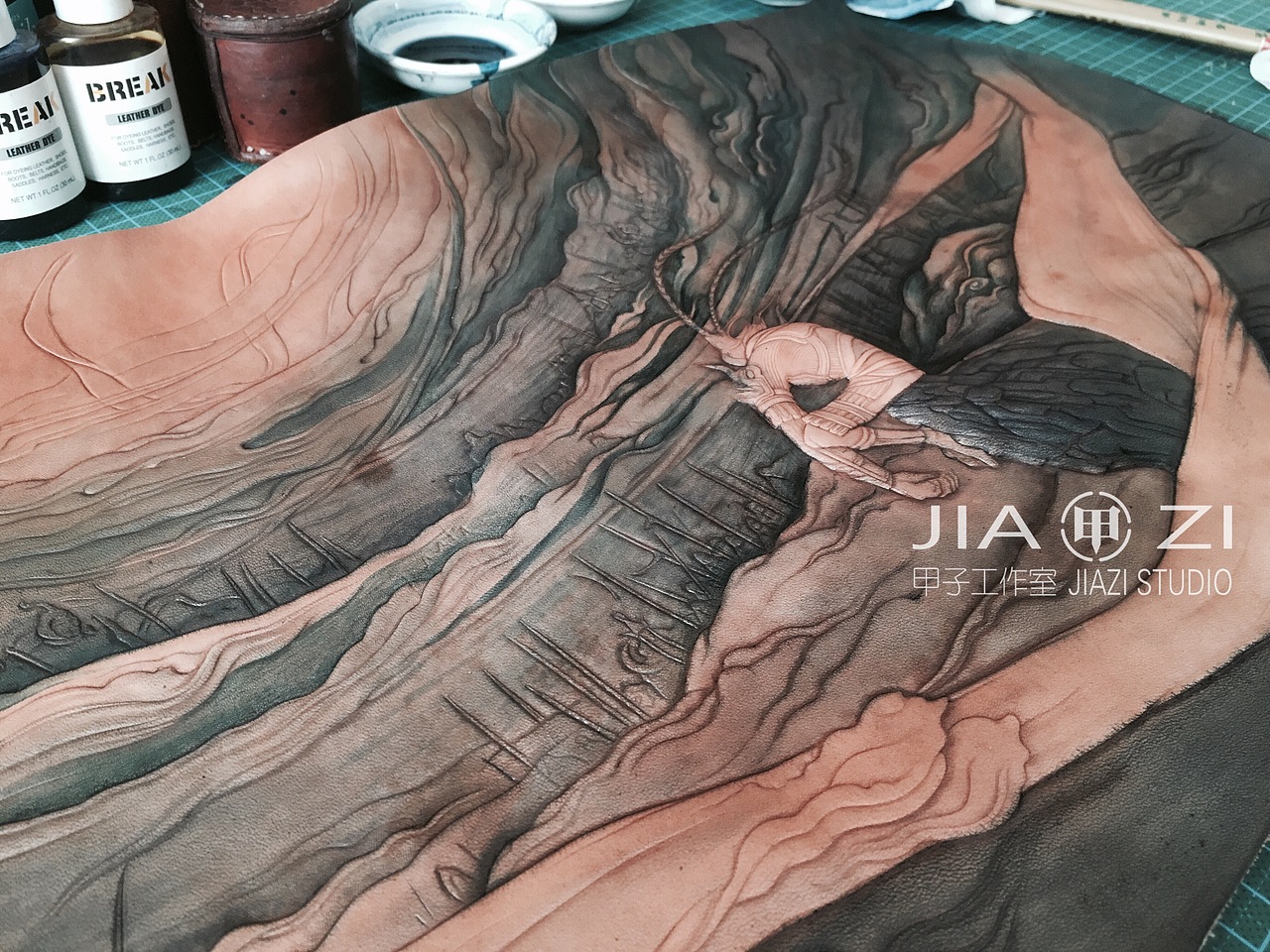 甲子工作室  大圣归来  皮雕皮艺装饰画 