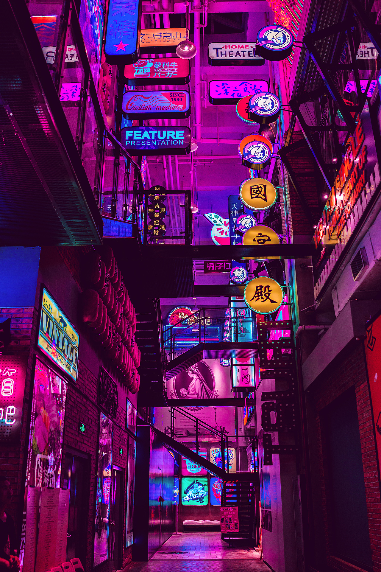 赛博朋克风-静安大悦城