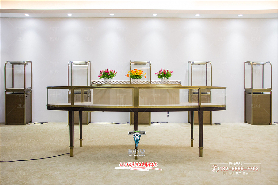 椭圆形珠宝展示柜（图ZMTIyMjU3NDQw） - 展陈设计 - 站酷设计师网设珠宝展柜原创素材 - 站酷ZCOOL