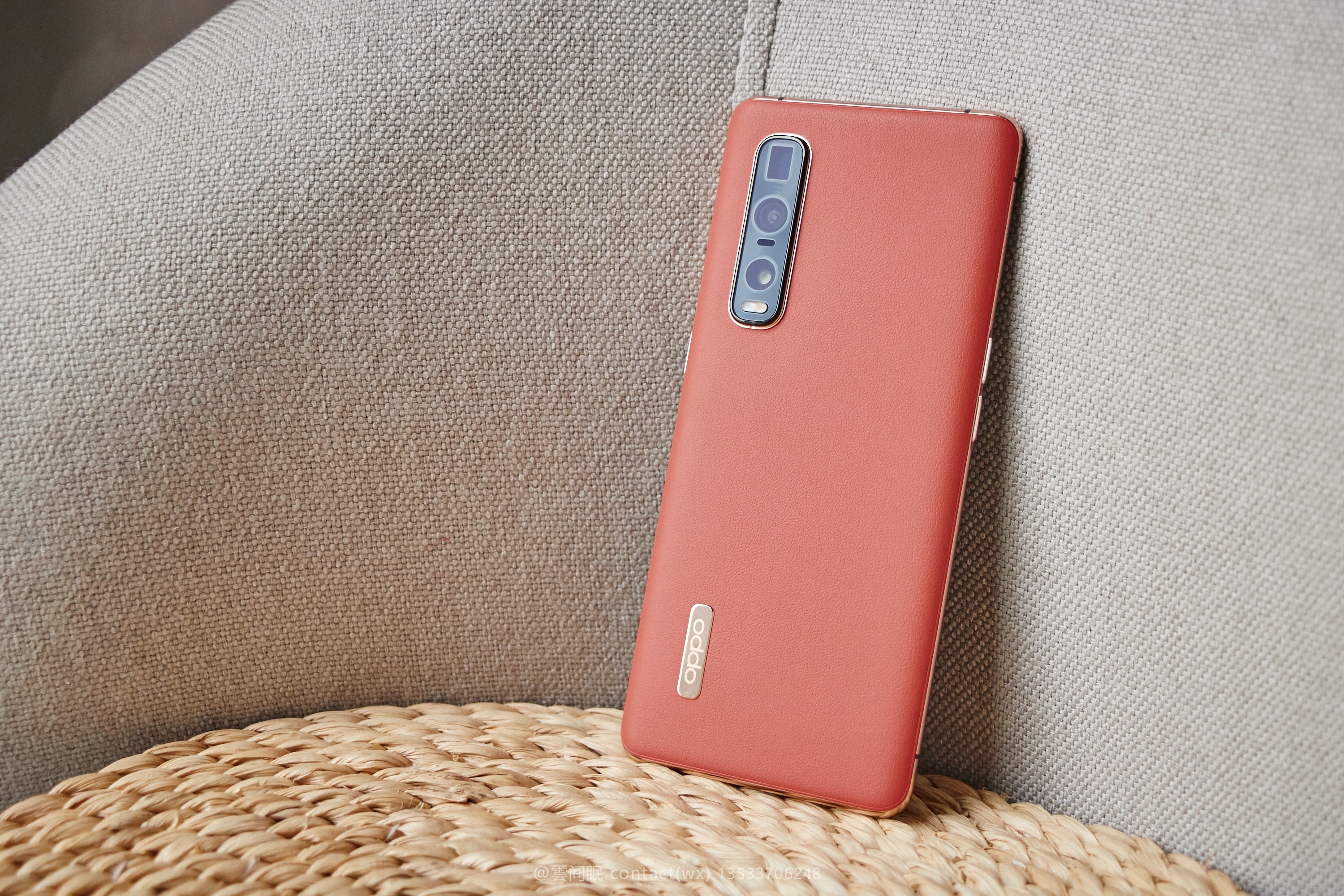 oppo find x2 pro 手机 茶橘色 场景图