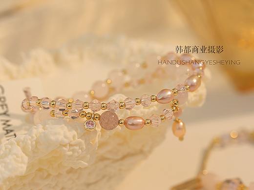 欧美风 轻奢珍珠饰品静物图暖色系拍摄