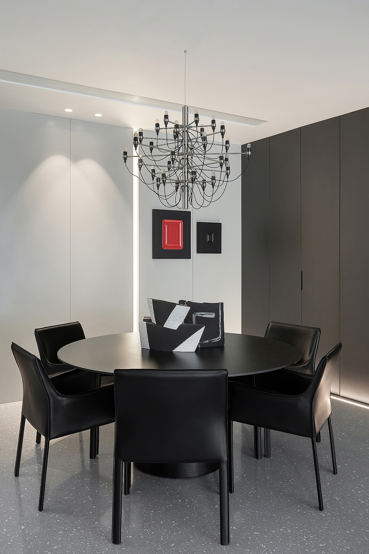 极简大宅·黑白灰格调下的精致生活