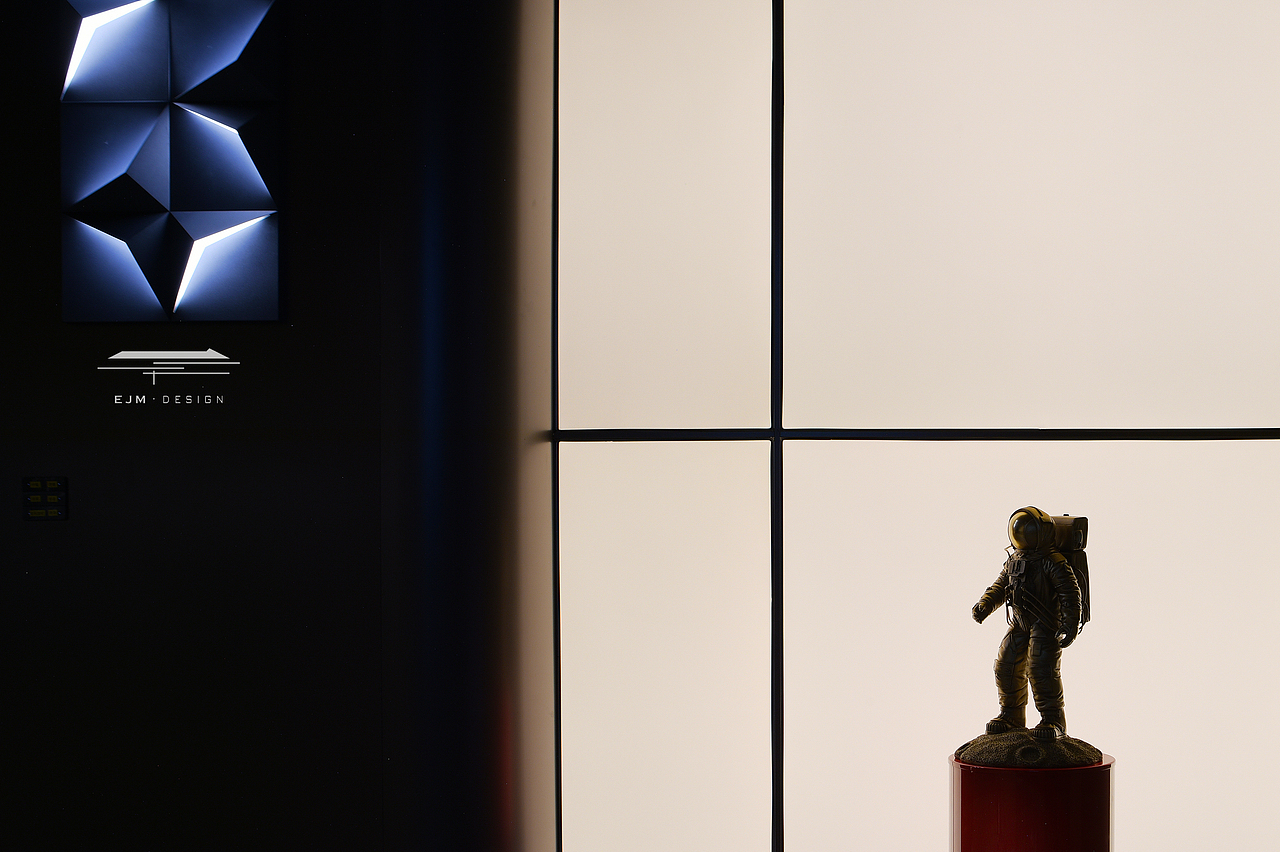 光.音.影.艺-奢侈品音响体验厅