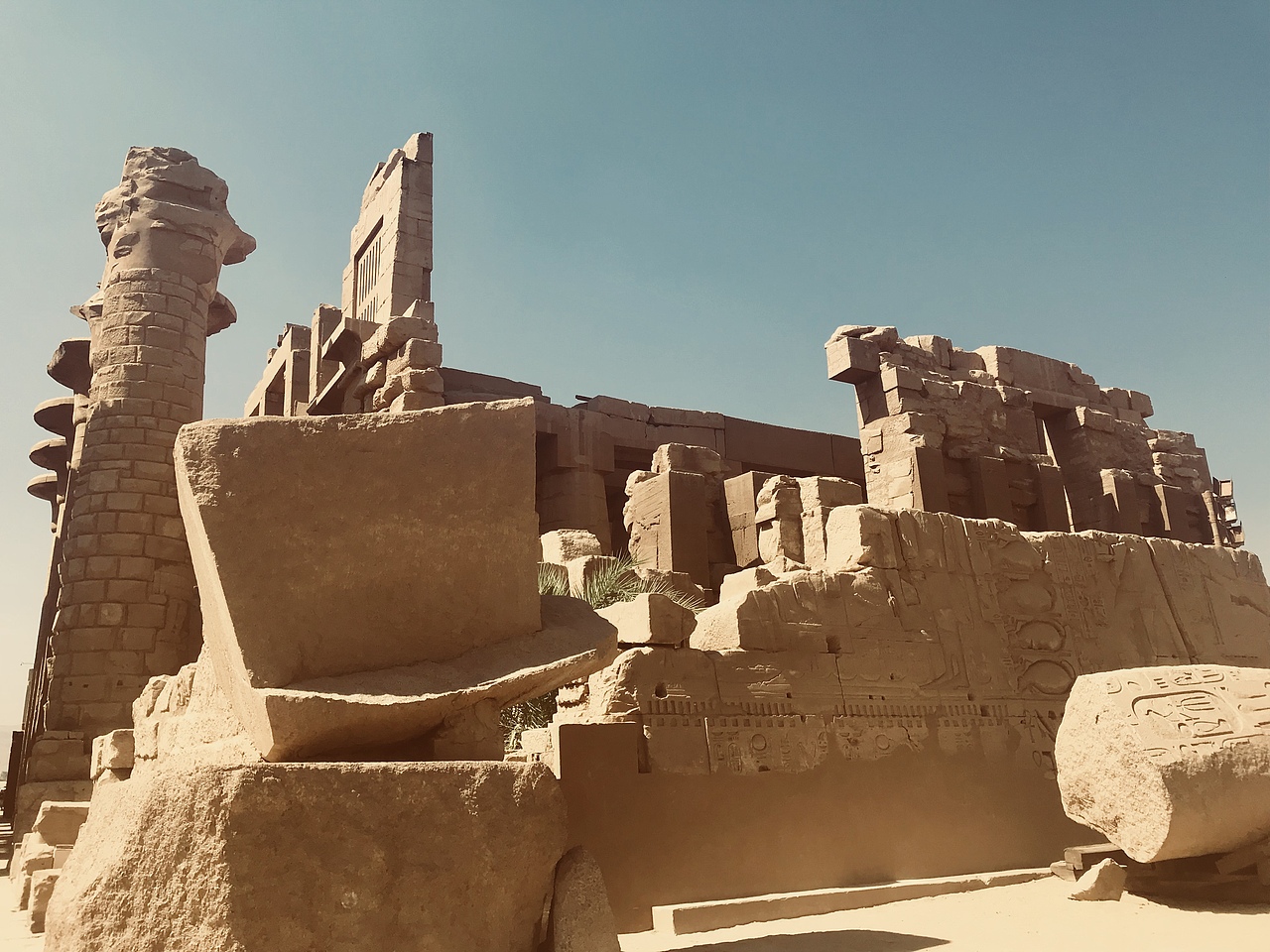 六小时时差-撒哈拉的石头和尼罗河的水（图ZOTUxMDk1NjA=） - 环境/建筑摄影 - 站酷设计师乌灵阿原创素材 - 站酷ZCOOL