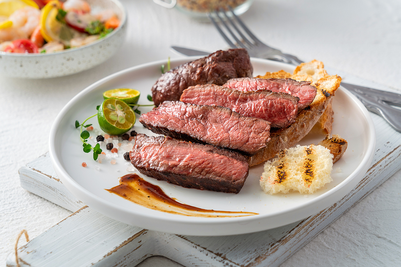 牛排牛排 还是牛排（图ZMjEzMDU0MDI0） - 产品摄影 - 站酷设计师拍美食的亮仔原创素材 - 站酷ZCOOL