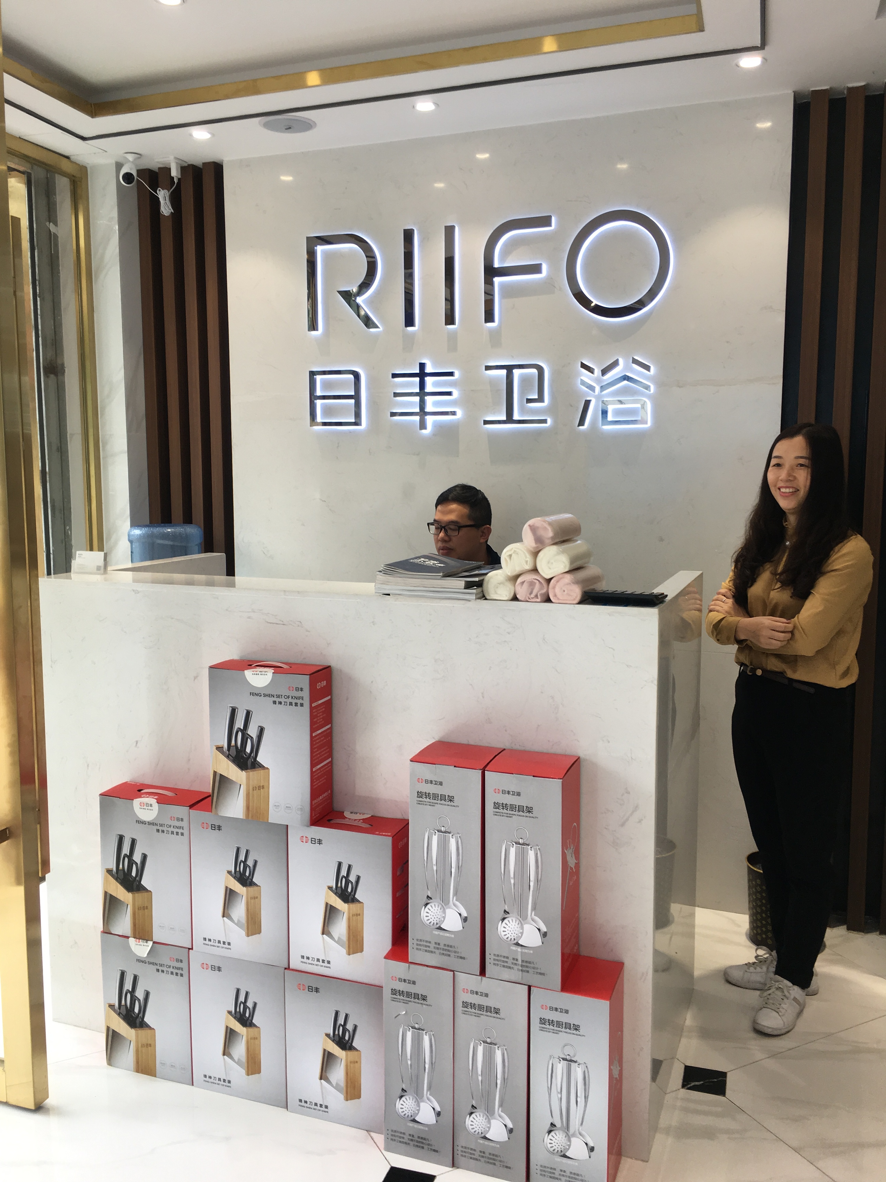 日丰卫浴专卖店&卫浴门店实景摄影