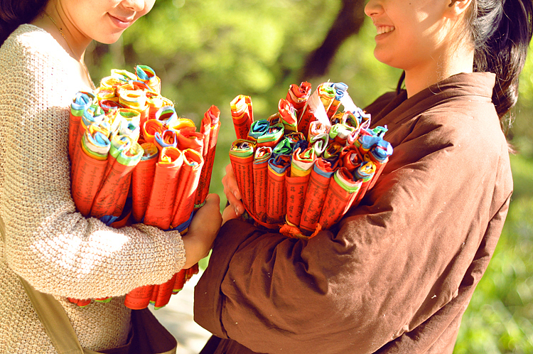 本朴中国·高悬经幡于净土庐山 · 祈福回向至四川雅安 · 众生安乐 · 天下康宁（图ZOTMyMjc5Ng==） - 人文/纪实摄影 - 站酷设计师素禾kiki原创素材 - 站酷ZCOOL