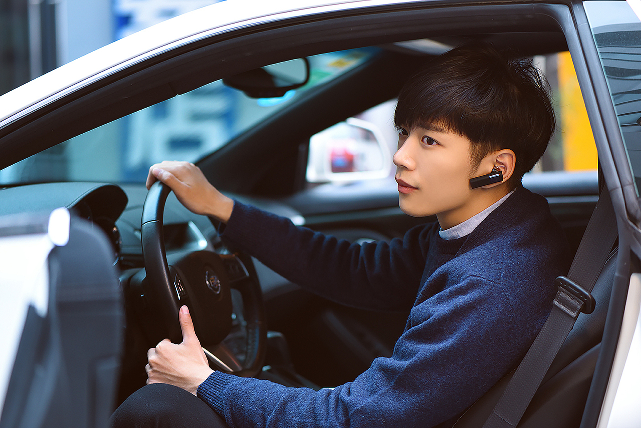 美讯蓝牙耳机拍摄