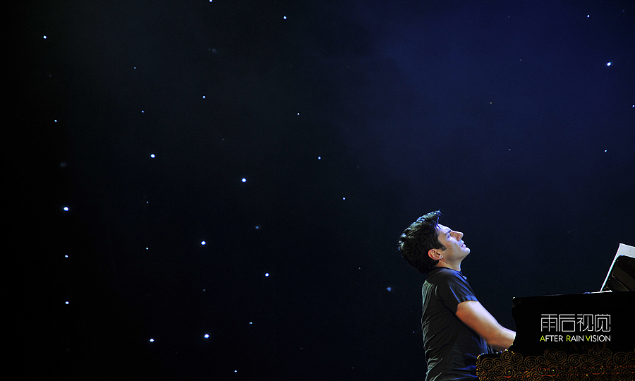 疯狂八神庵--马克西姆（图ZMTYxNzgyOA==） - 人像摄影 - 站酷设计师ARV雨后视觉原创素材 - 站酷ZCOOL