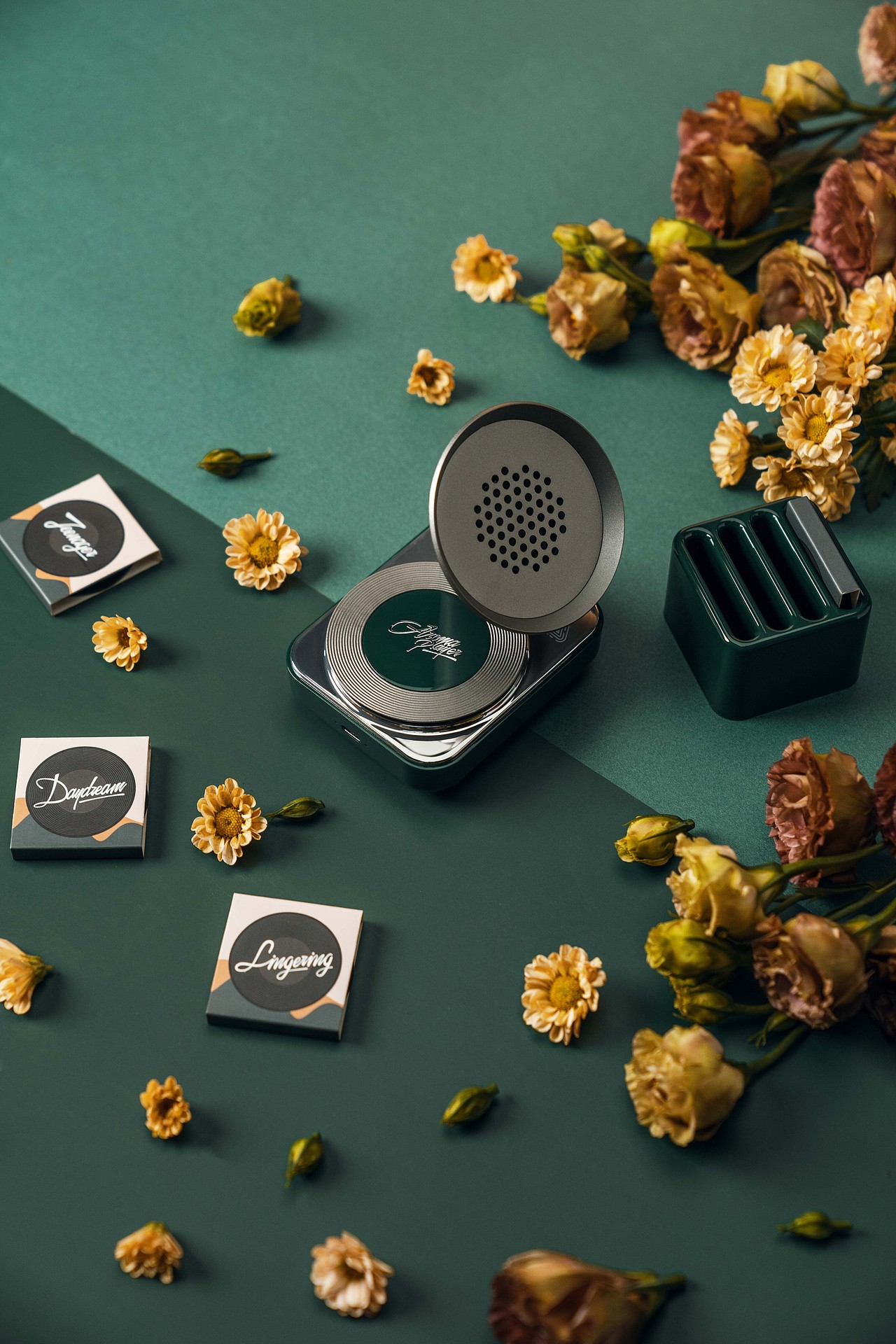 品牌案例丨香氛唱机 爱尔兰绿（图ZMjI4MzQ1MjIw） - 产品摄影 - 站酷设计师非凡像牛仔原创素材 - 站酷ZCOOL