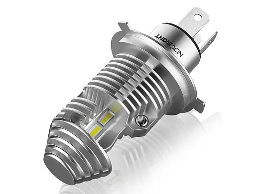 银白色 车灯建模+渲染