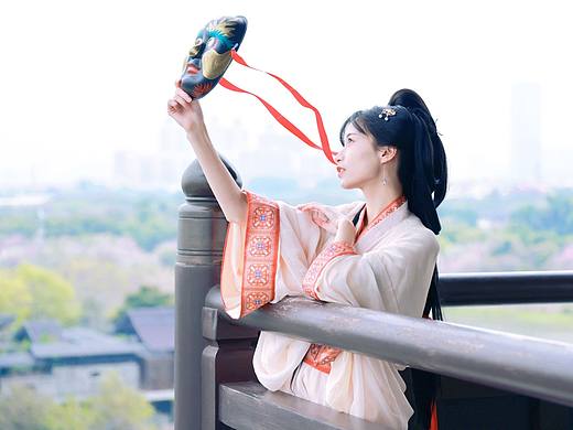买了相机，初学了一下摄影