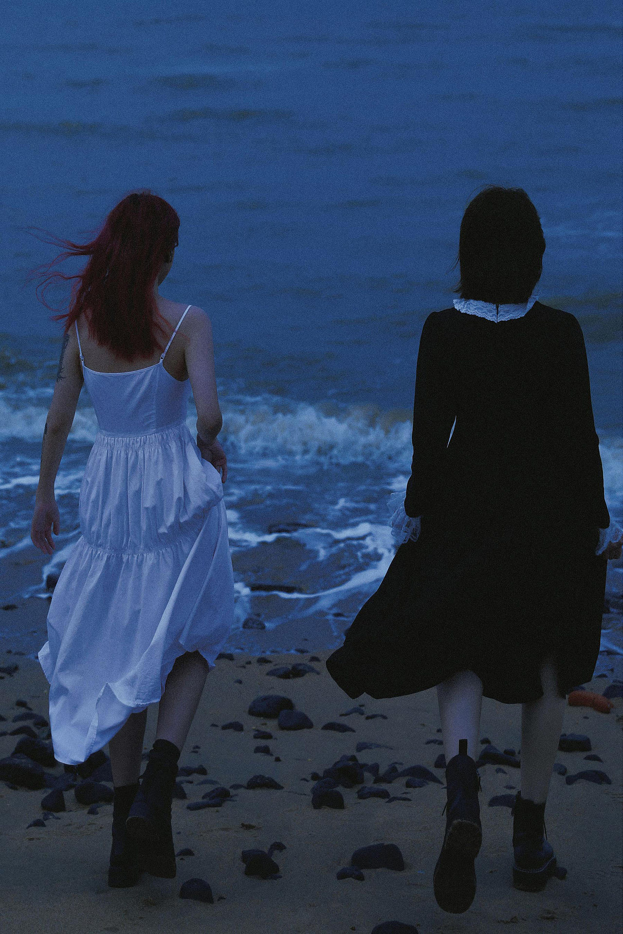 我们一起吹着海风 向着海边奔跑（图ZMjk0NzYxOTAw） - 人像摄影 - 站酷设计师银儿漂漂原创素材 - 站酷ZCOOL