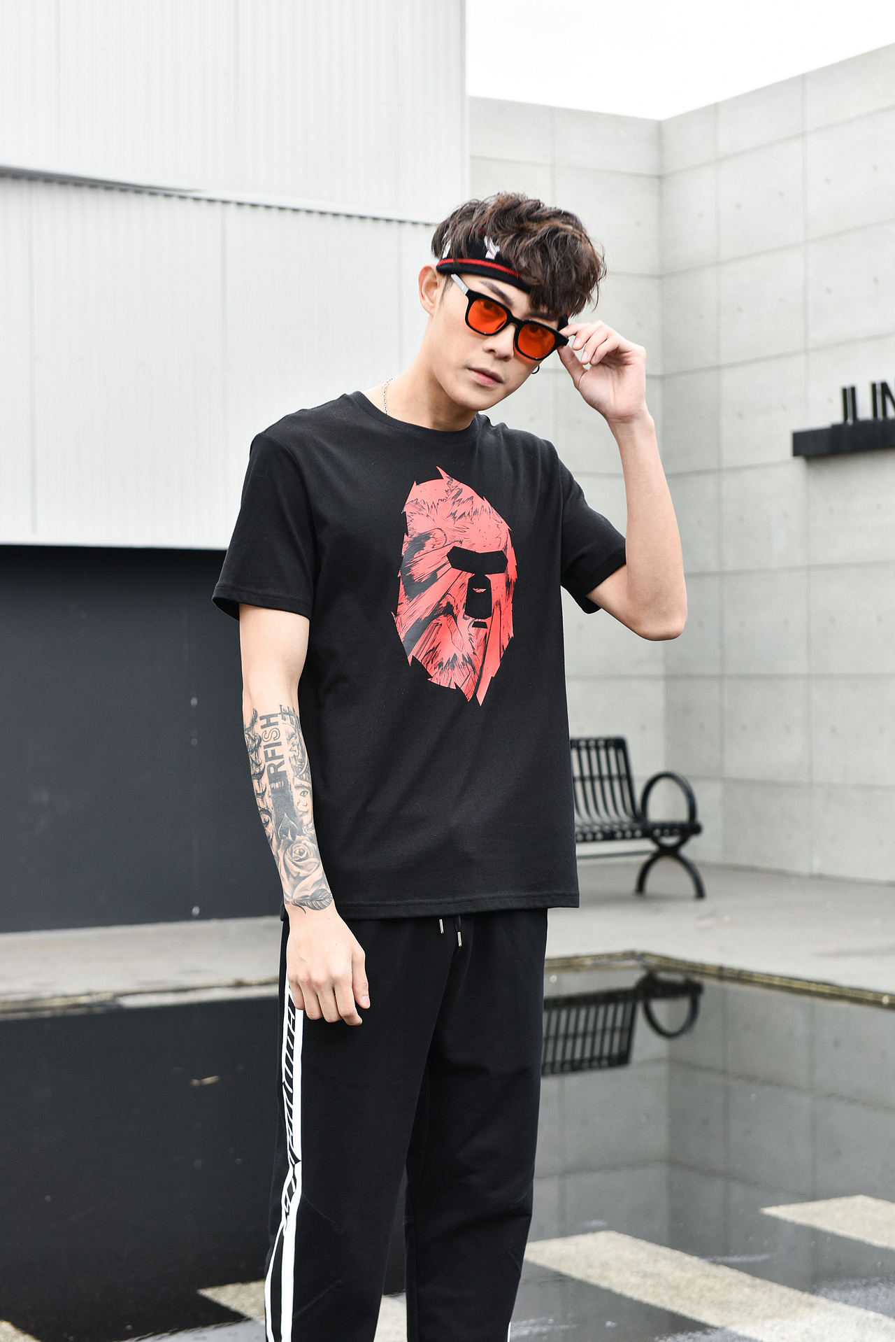 以纯T-box服装品牌拍摄