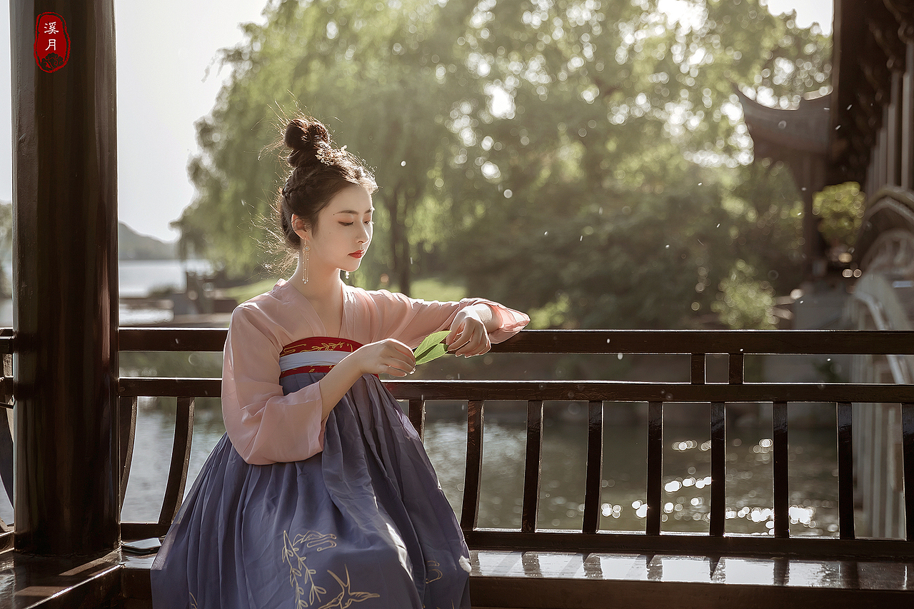 春风又绿江南岸（图ZMjU0NDQ4ODk2） - 人像摄影 - 站酷设计师摄影师溪月原创素材 - 站酷ZCOOL