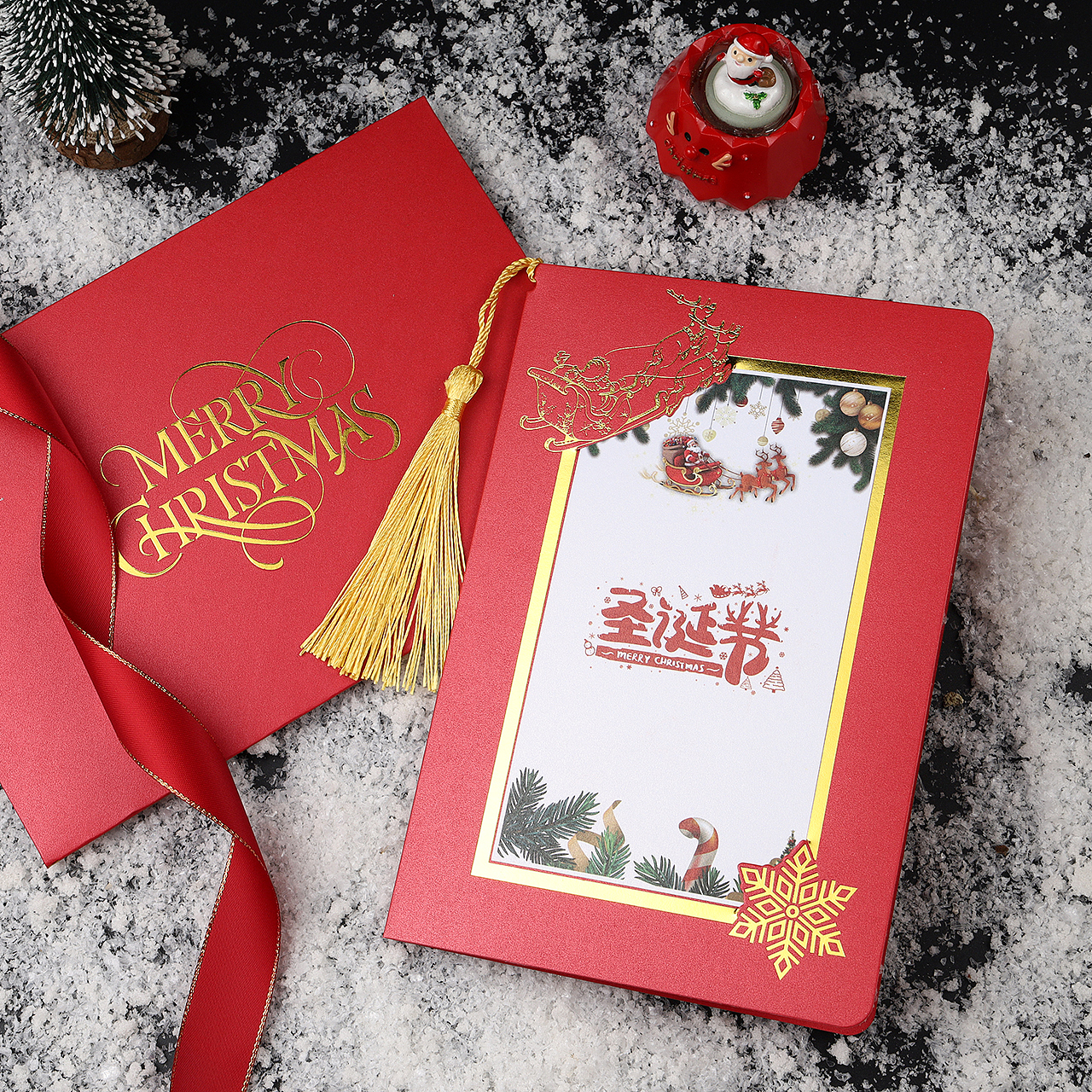 MERRY CHRISTMAS圣誕節(jié)賀卡拍攝（圖ZMjM1NTIxOTgw） - 產(chǎn)品攝影 - 站酷設(shè)計(jì)師余充充原創(chuàng)素材 - 站酷ZCOOL