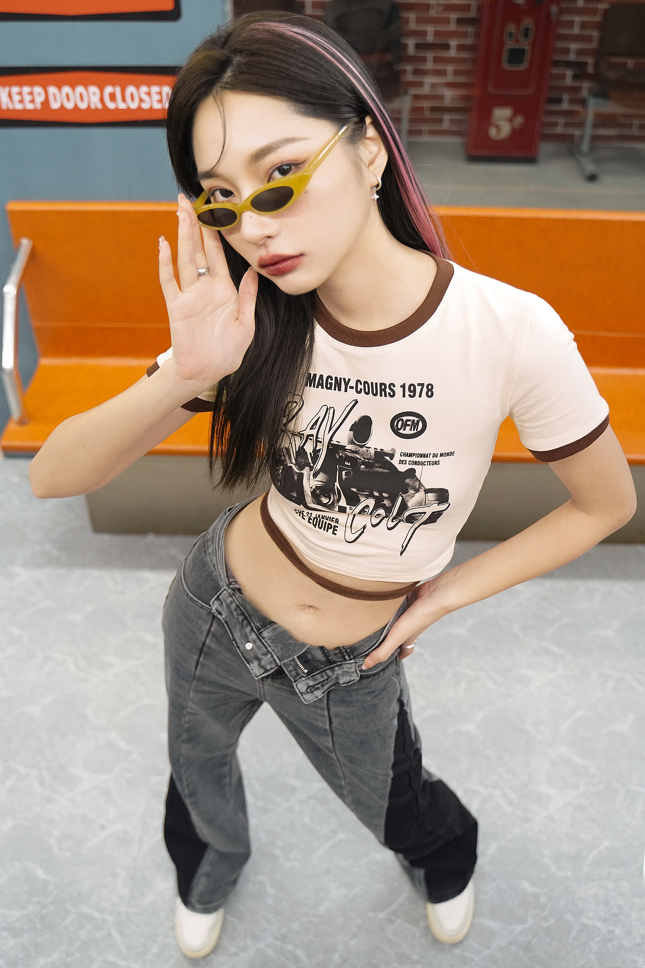 📹复古Y2K千禧辣妹（图ZMzAyNTk2MDAw） - 人像摄影 - 站酷设计师月半桔原创素材 - 站酷ZCOOL