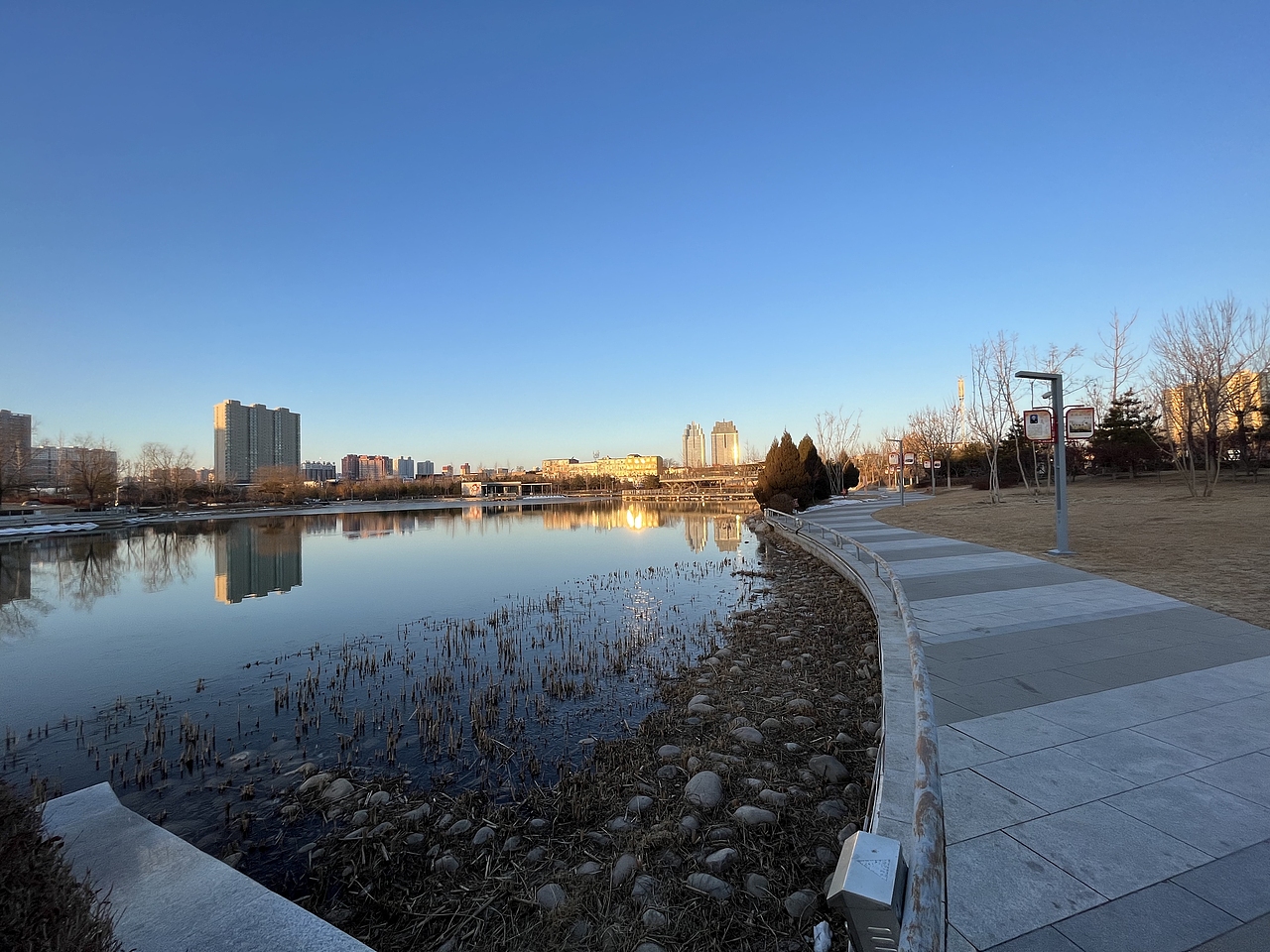 生活不是缺少美（圖ZMzMxNzE2MTky） - 風(fēng)光攝影 - 站酷設(shè)計師蝶戀花7692原創(chuàng)素材 - 站酷ZCOOL