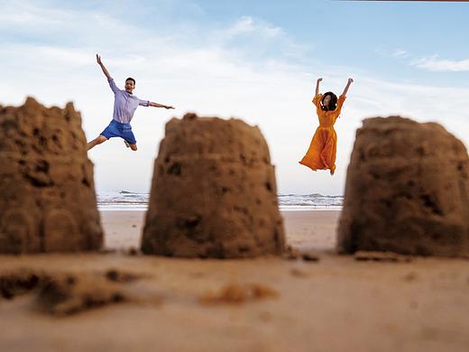 一个怀抱确信得像风，还要一个吻像海 | 三亚