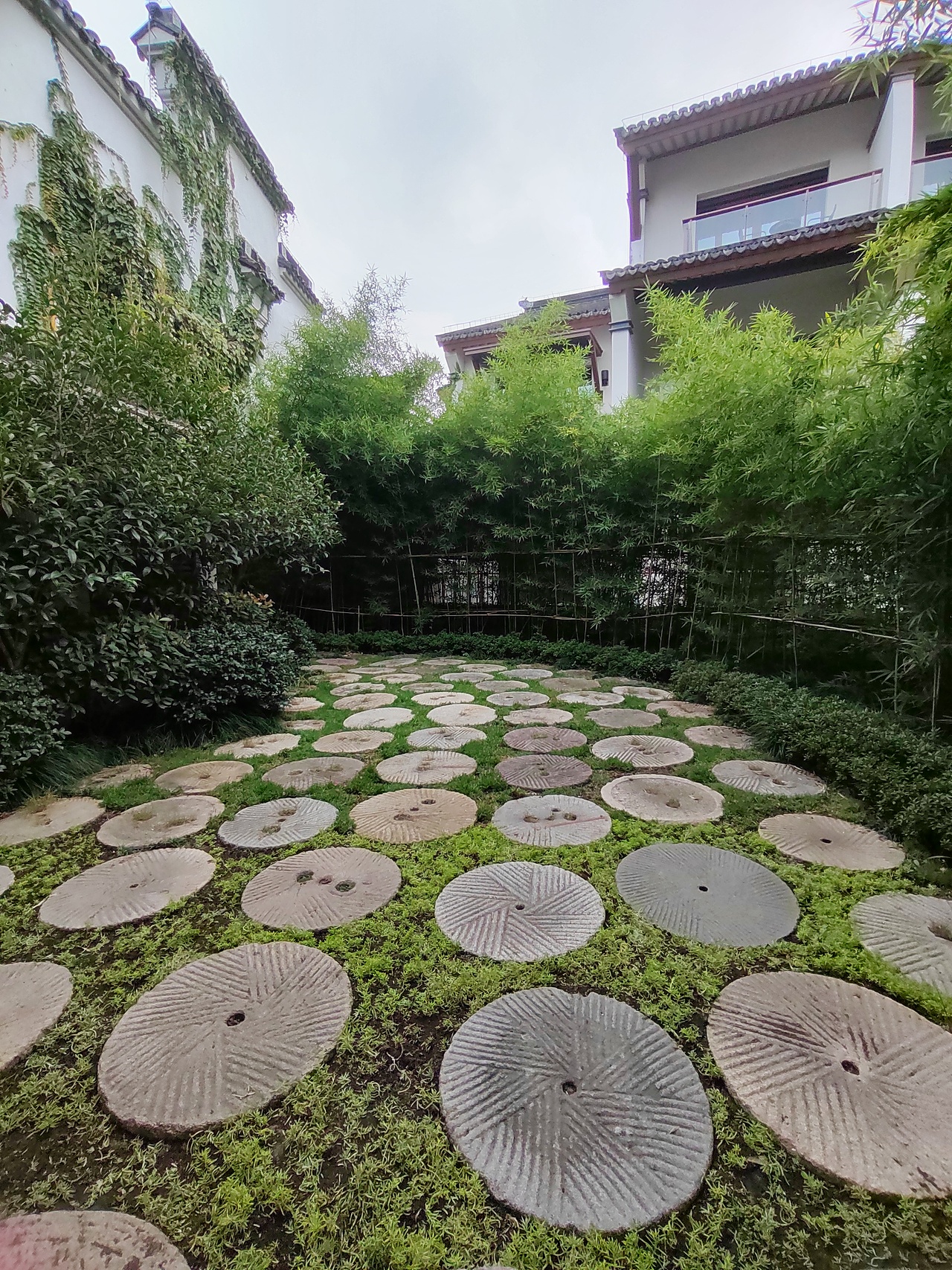 去宰相府，來(lái)一頓中秋家宴（圖ZMzUyMzk5ODQ4） - 風(fēng)光攝影 - 站酷設(shè)計(jì)師flyto6666原創(chuàng)素材 - 站酷ZCOOL