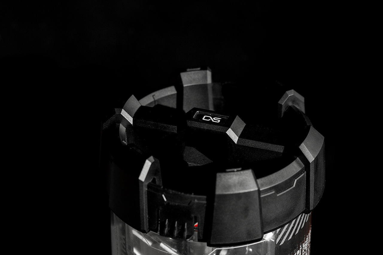 装甲风格的手机壳设计