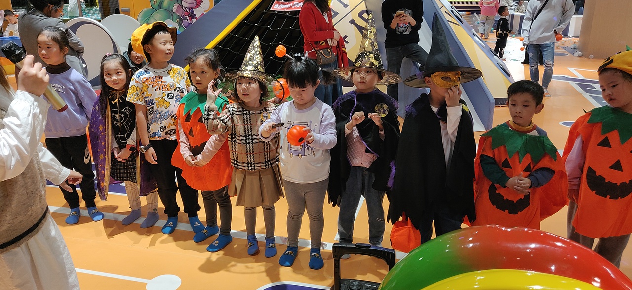 巨岛大联盟万圣狂欢